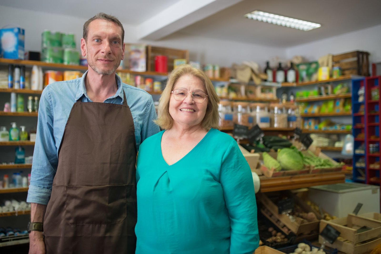 Unleashing the Power of Connection: Why Help Desk Software is Your Small Business’s Secret Weapon
